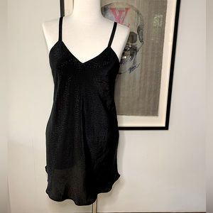 Vintage Eatons slip | neglige  v neck, black tonal dot size M